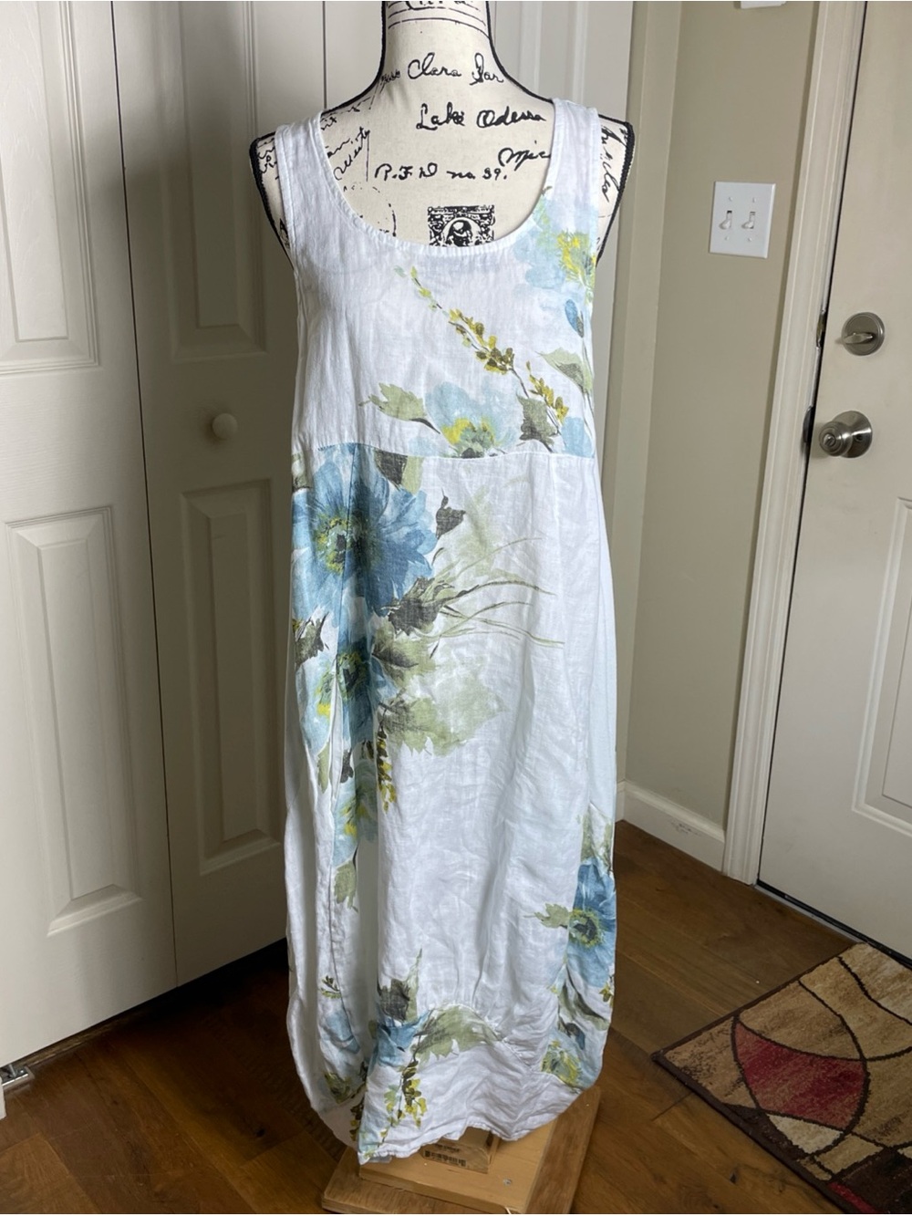 Gigi Moda Italian Linen Dress Women's OS White Floral Print Sleeveless Midi